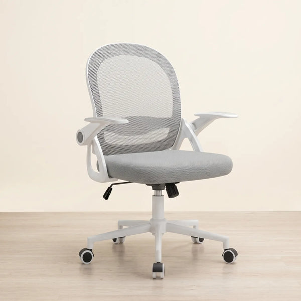 Chaise de bureau District 09 dans un studio