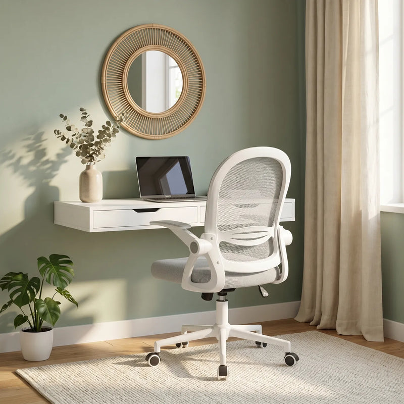 Chaise de bureau District 09 dans un bureau scandinave vert sauge