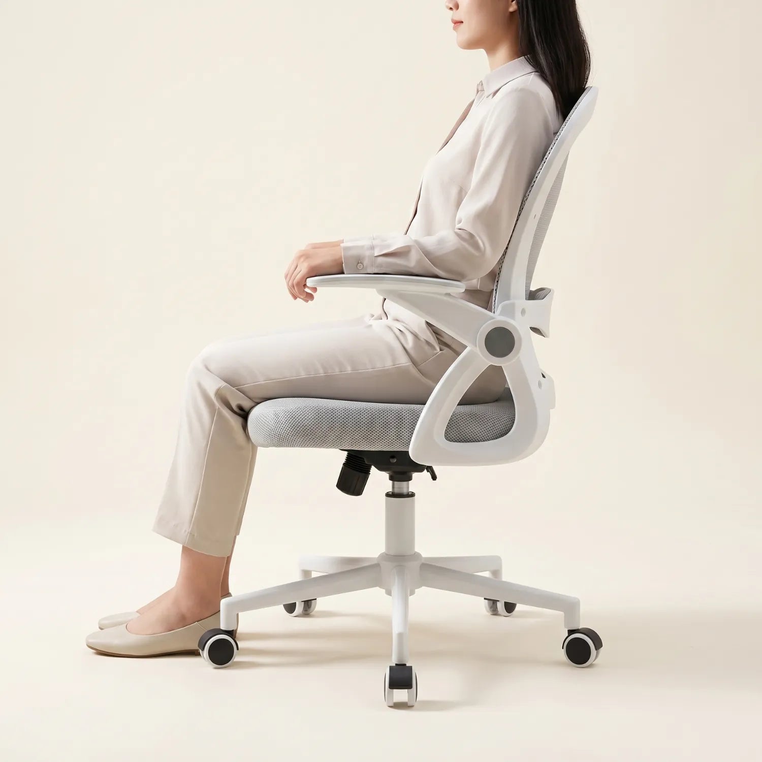 Chaise de bureau District 09 image educative sur la posture